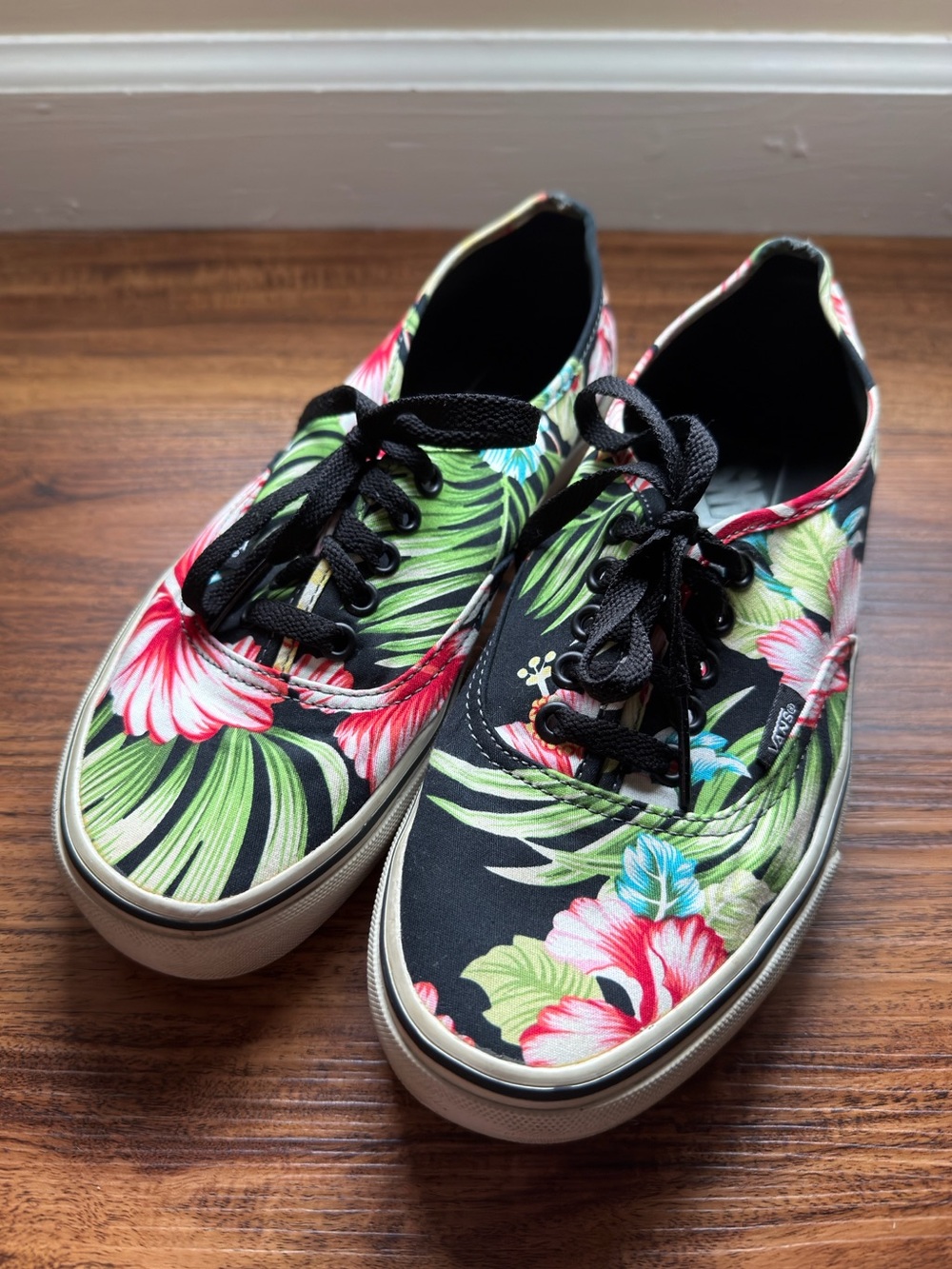 Vans Authentic Tropical Floral Hawaiian
